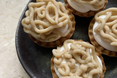 ホームメイドのマロンクリームでタルト